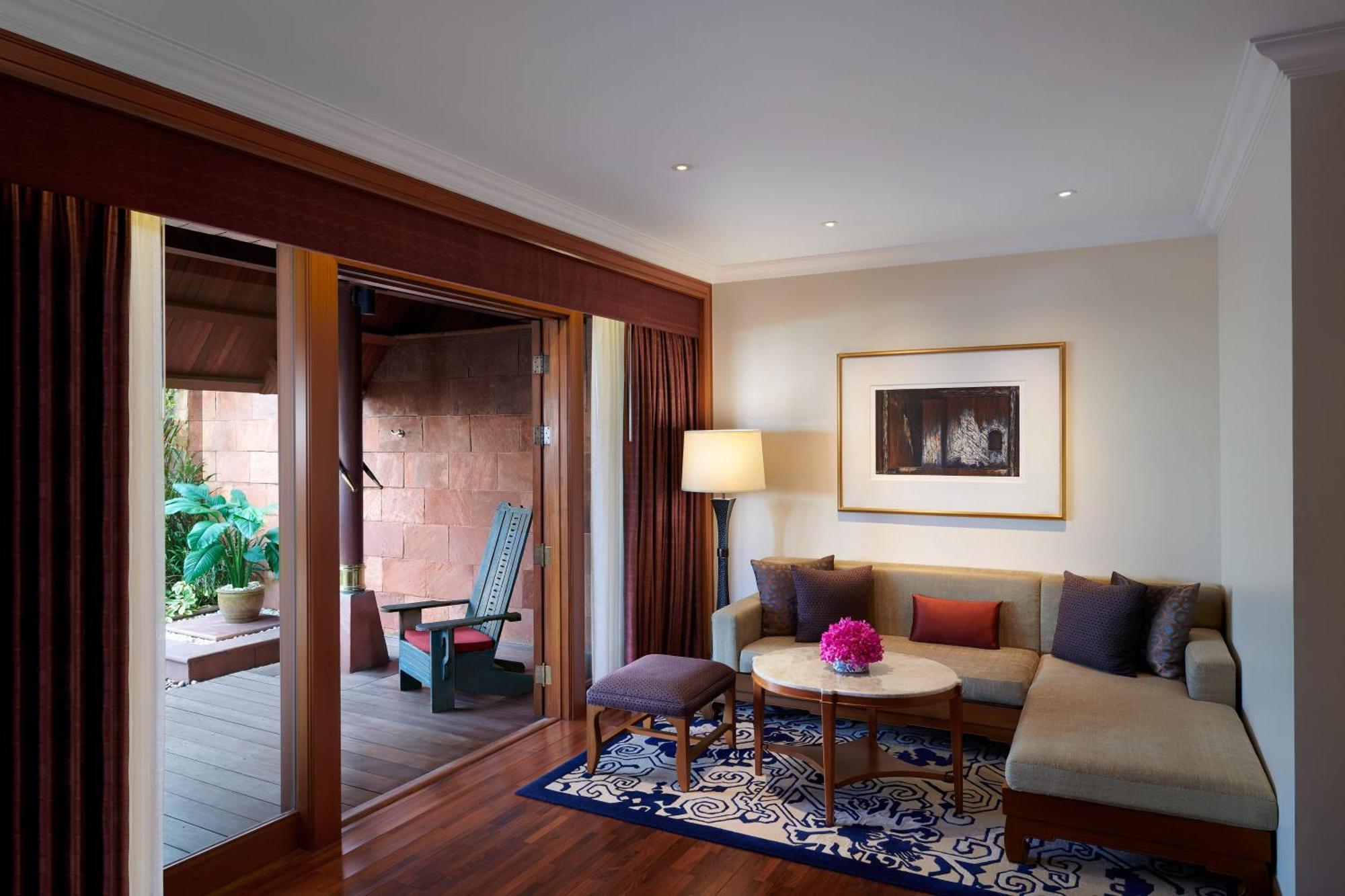 Sheraton Grande Sukhumvit, A Luxury Collection Hotel, Банкок Екстериор снимка A living room at the Taj Bengal